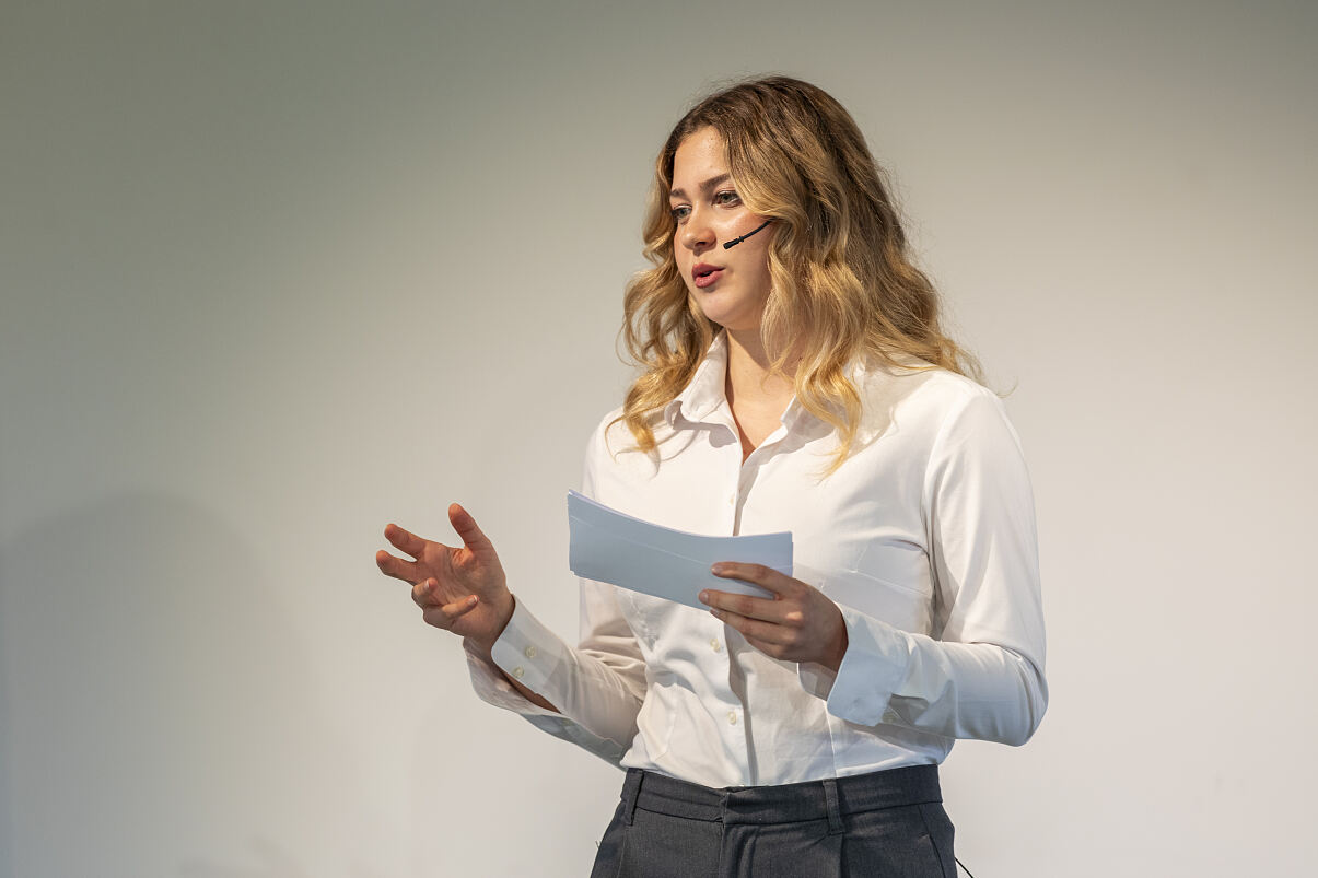 (c) WIENXTRACarolina Frank